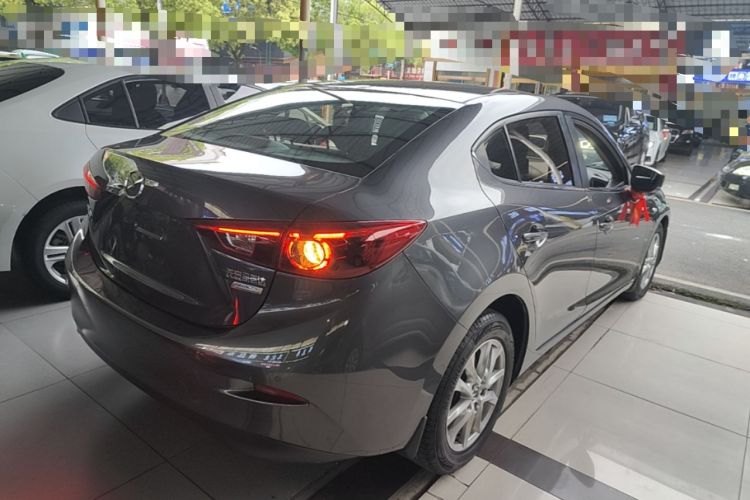 Used Mazda 3 Axela 2017 Sedan 1.5L Automatic Luxury Model Emission Standard China V Rear Right 45 Deg