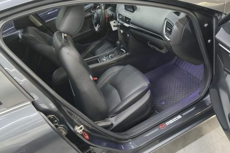 Used Mazda 3 Axela 2017 Sedan 2.0L Automatic Prestige Model China V Standard Right Front Seat