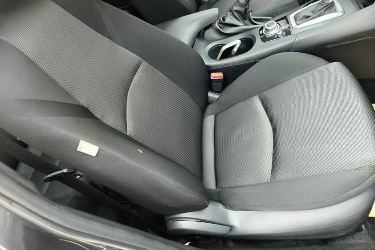 Used Mazda 3 Axela 2017 Sedan 1.5L Automatic Comfort Model Emission Standard China V Right Front Seat