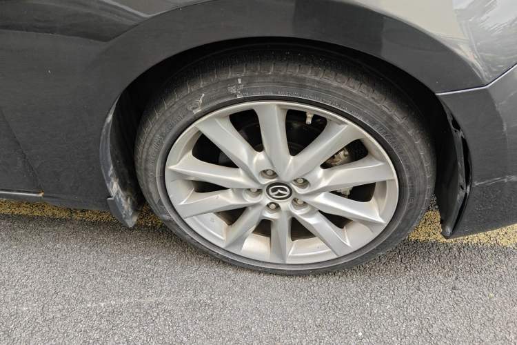 Used Mazda 3 Axela 2017 Sedan 2.0L Automatic Prestige Model China V Standard Right Front Wheel Hub