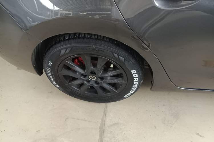 Used Mazda 3 Axela 2017 Sedan 1.5L Automatic Comfort Model Emission Standard China V Right Rear Wheel Hub