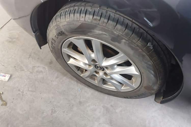 Used Mazda 3 Axela 2017 Sedan 1.5L Automatic Comfort Model Emission Standard China V Right Rear Wheel Hub