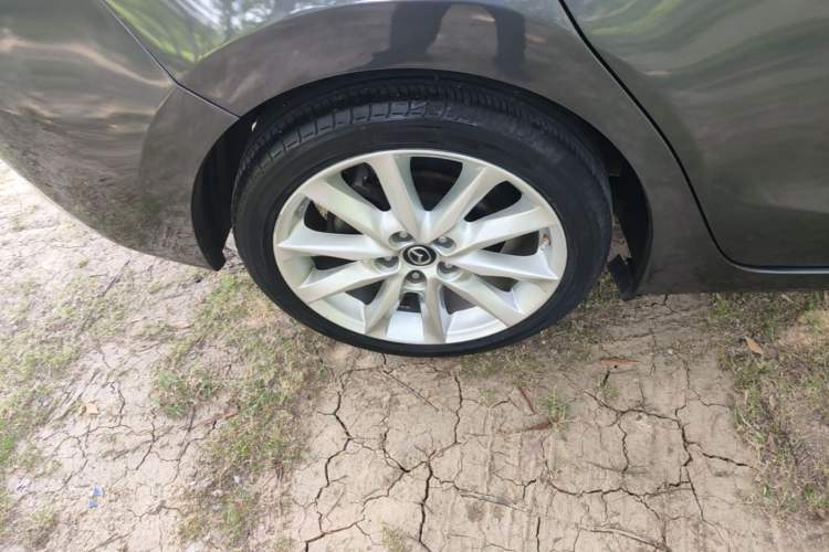 Used Mazda 3 Axela 2017 Sedan 2.0L Automatic Prestige Model China V Standard Right Rear Wheel Hub
