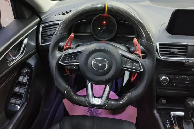 Used Mazda 3 Axela 2017 Sedan 2.0L Automatic Prestige Model China V Standard Steering Wheel