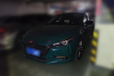 Used Mazda 3 Axela 2017 Hatchback 2.0L Automatic Luxury Model Emission Standard China V