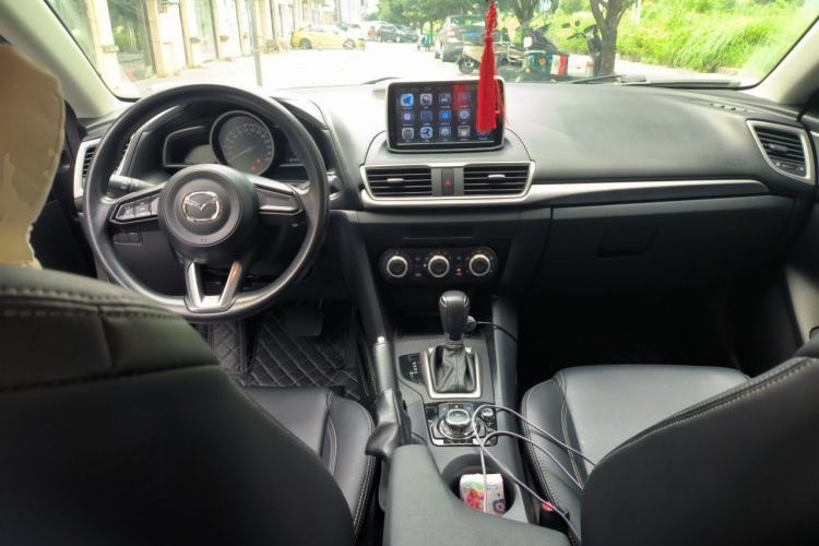 Used Mazda 3 Axela 2017 Sedan 1.5L Automatic Comfort Model Emission Standard China V Center Console