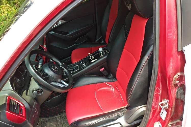 Used Mazda 3 Axela 2017 Sedan 1.5L Automatic Luxury Model Emission Standard China V Left Front Seat