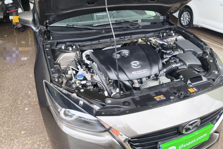 Used Mazda 3 Axela 2017 Sedan 1.5L Automatic Luxury Model Emission Standard China V Engine Bay Right