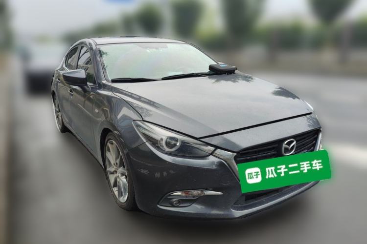 Used Mazda 3 Axela 2017 Hatchback 2.0L Automatic Sport Model China V Emission Standard Front Right 45 Deg