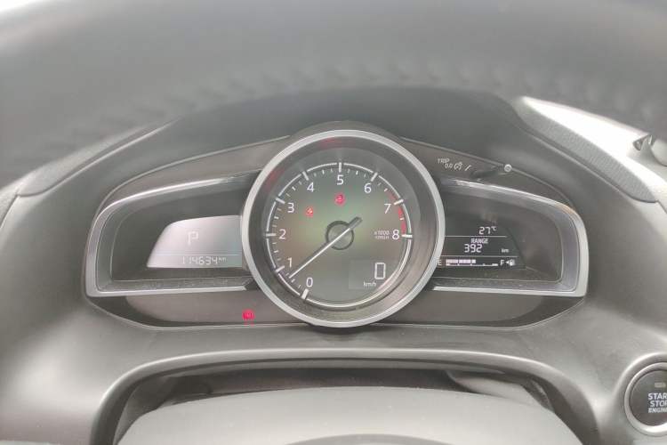 Used Mazda 3 Axela 2017 Hatchback 2.0L Automatic Sport Model China V Emission Standard Instrument Cluster