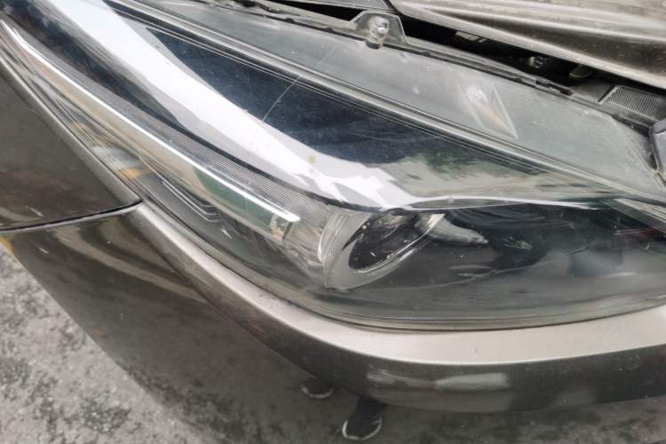 Used Mazda 3 Axela 2017 Sedan 2.0L Automatic Prestige Model China V Standard Right Front Headlight