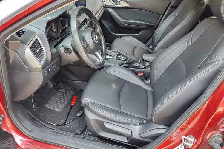 Used Mazda 3 Axela 2017 Sedan 1.5L Automatic Comfort Model Emission Standard China V Driver Seat