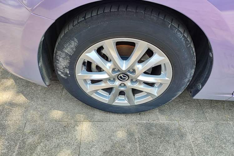 Used Mazda 3 Axela 2017 Sedan 1.5L Automatic Comfort Model Emission Standard China V Left Front Wheel Hub