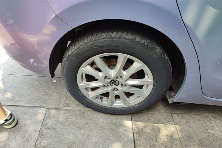 Used Mazda 3 Axela 2017 Sedan 1.5L Automatic Comfort Model Emission Standard China V Right Rear Wheel Hub