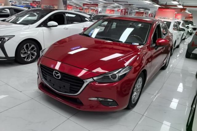 Ojetý Mazda 3 Axela 2017 Sedan 1.5L Automatic Luxury Model Emission Standard China V