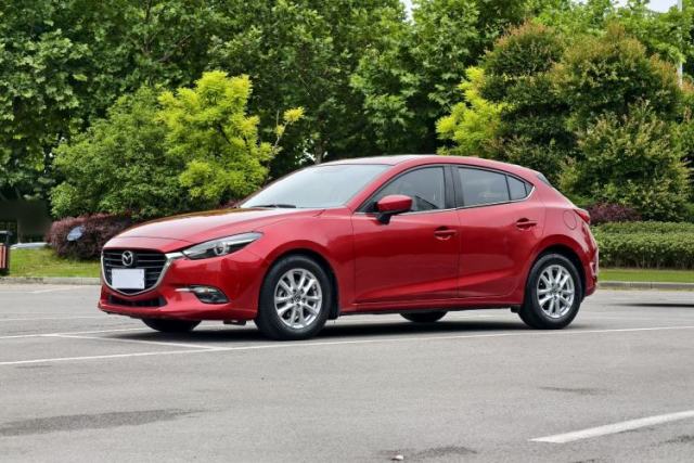 Used Mazda 3 Axela 2017 Hatchback 1.5L Automatic Luxury Model Emission Standard China V