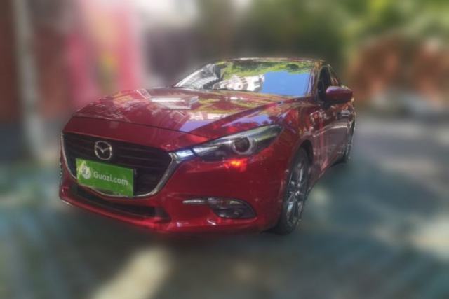 Used Mazda 3 Axela 2017 Hatchback 2.0L Automatic Luxury Model Emission Standard China V