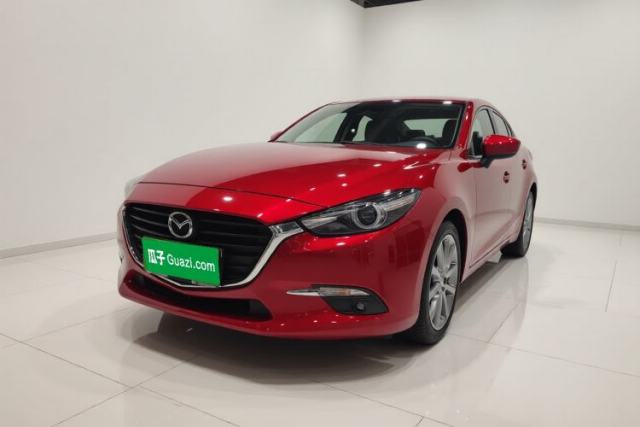 Ojetý Mazda 3 Axela 2017 Hatchback 2.0L Automatic Luxury Model Emission Standard China V