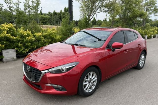 Used Mazda 3 Axela 2017 Hatchback 1.5L Automatic Luxury Model Emission Standard China V