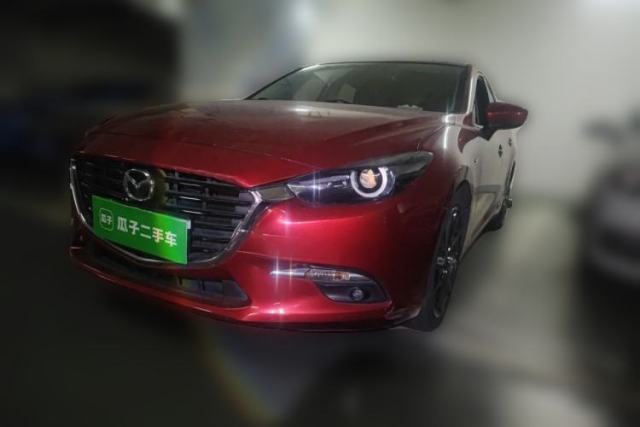 Used Mazda 3 Axela 2017 Hatchback 2.0L Automatic Luxury Model Emission Standard China V