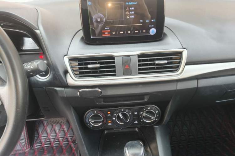 Used Mazda 3 Axela 2017 Hatchback 1.5L Automatic Comfort Model Emission Standard China V Audio And AC Panel