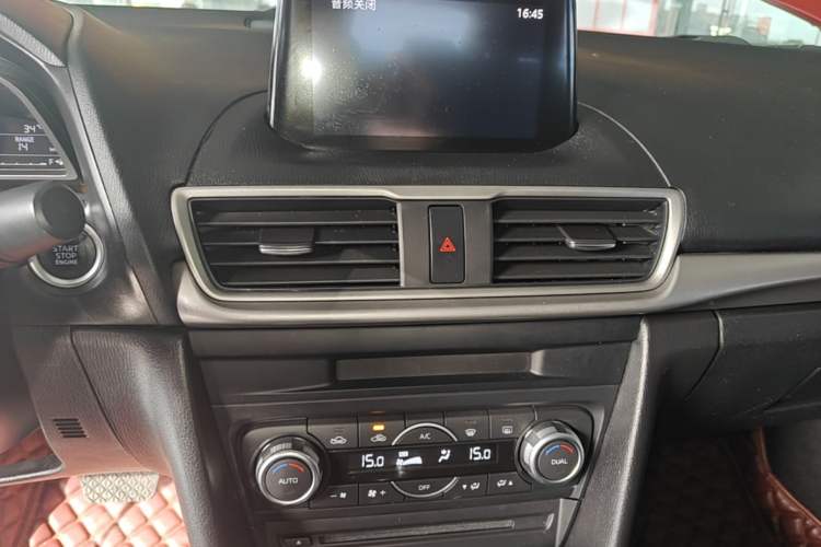 Used Mazda 3 Axela 2017 Sedan 1.5L Automatic Luxury Model Emission Standard China V Audio And AC Panel