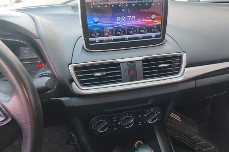 Used Mazda 3 Axela 2017 Sedan 1.5L Automatic Comfort Model Emission Standard China V Audio And AC Panel