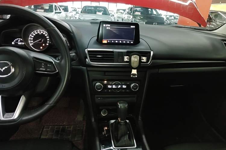 Used Mazda 3 Axela 2017 Sedan 2.0L Automatic Prestige Model China V Standard Audio And AC Panel