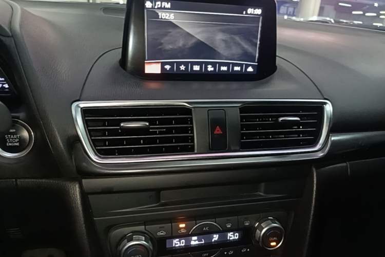 Used Mazda 3 Axela 2017 Sedan 2.0L Automatic Prestige Model China V Standard Audio And AC Panel
