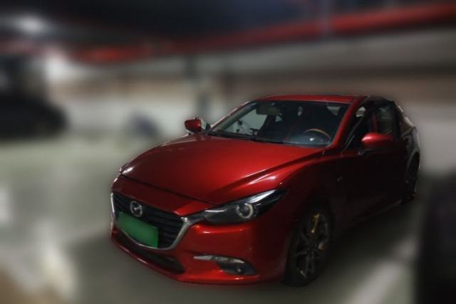 Used Mazda 3 Axela 2017 Hatchback 2.0L Automatic Sport Model China V Emission Standard