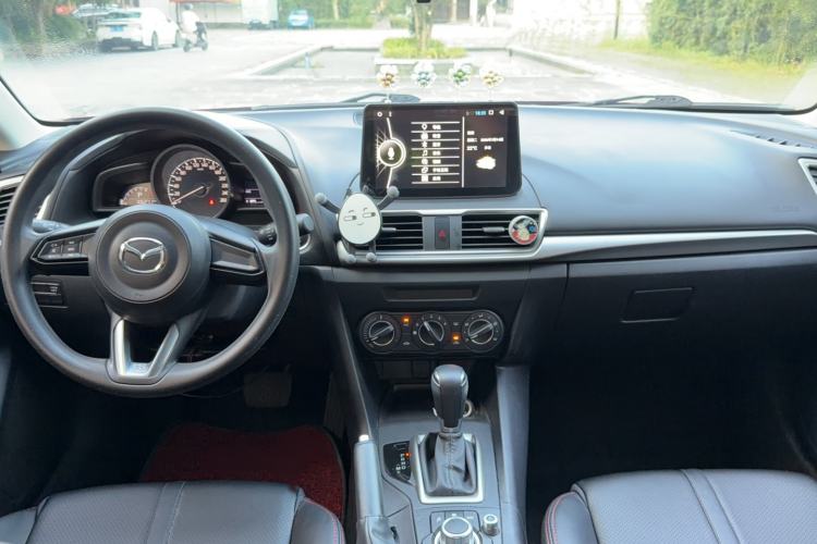 Used Mazda 3 Axela 2017 Sedan 1.5L Automatic Comfort Model Emission Standard China V Center Console
