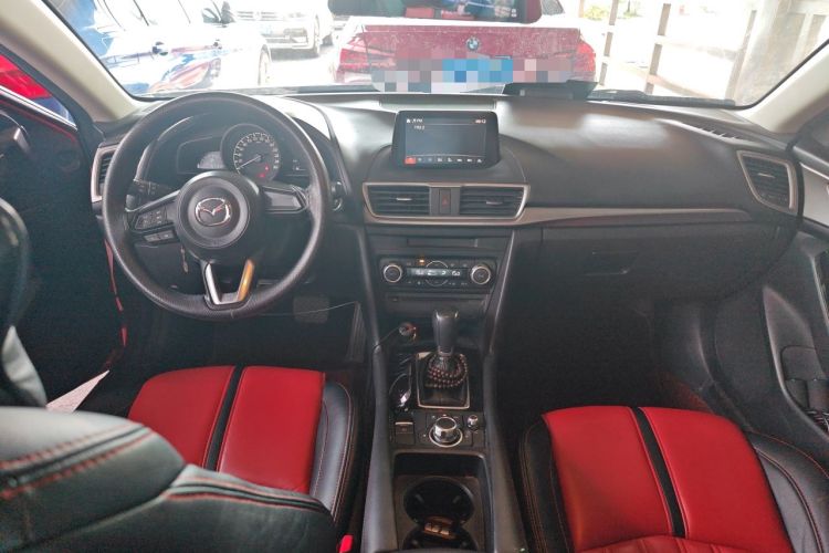 Used Mazda 3 Axela 2017 Sedan 1.5L Automatic Luxury Model Emission Standard China V Center Console