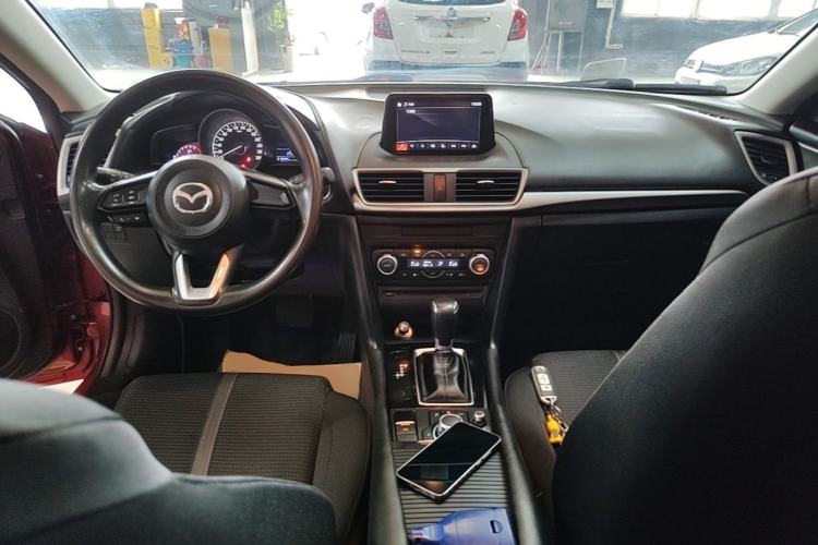Used Mazda 3 Axela 2017 Sedan 1.5L Automatic Luxury Model Emission Standard China V Center Console