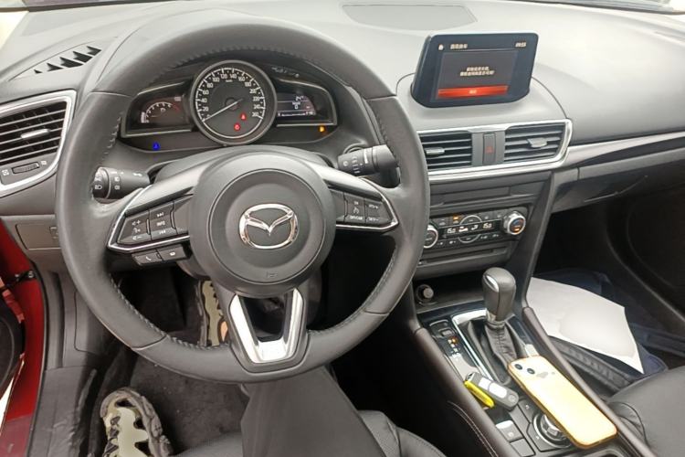 Used Mazda 3 Axela 2017 Sedan 2.0L Automatic Prestige Model China V Standard Center Console