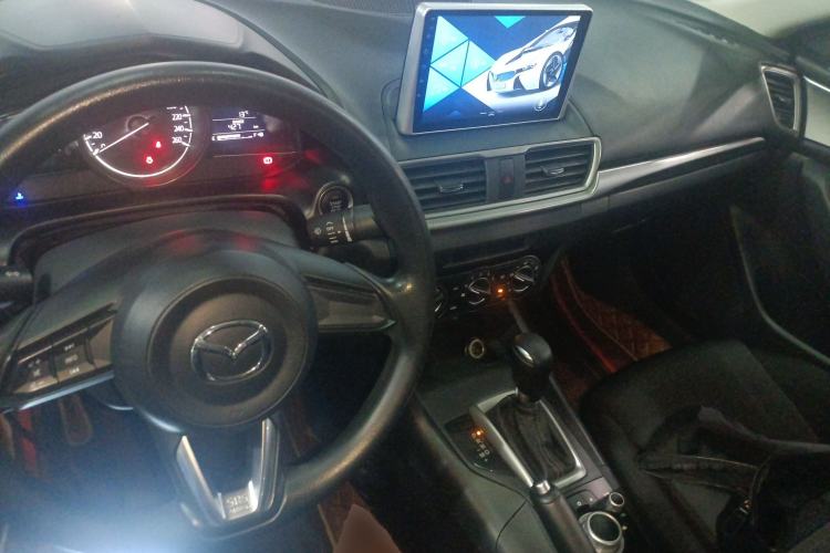 Used Mazda 3 Axela 2017 Sedan 1.5L Automatic Comfort Model Emission Standard China V Center Console