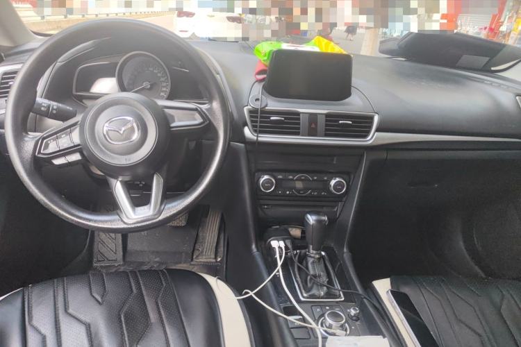 Used Mazda 3 Axela 2017 Sedan 1.5L Automatic Luxury Model Emission Standard China V Center Console