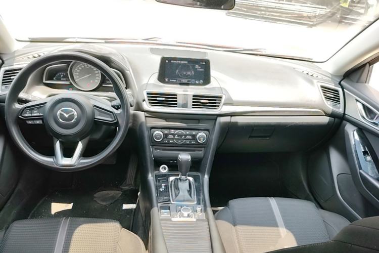 Used Mazda 3 Axela 2017 Sedan 1.5L Automatic Luxury Model Emission Standard China V Center Console