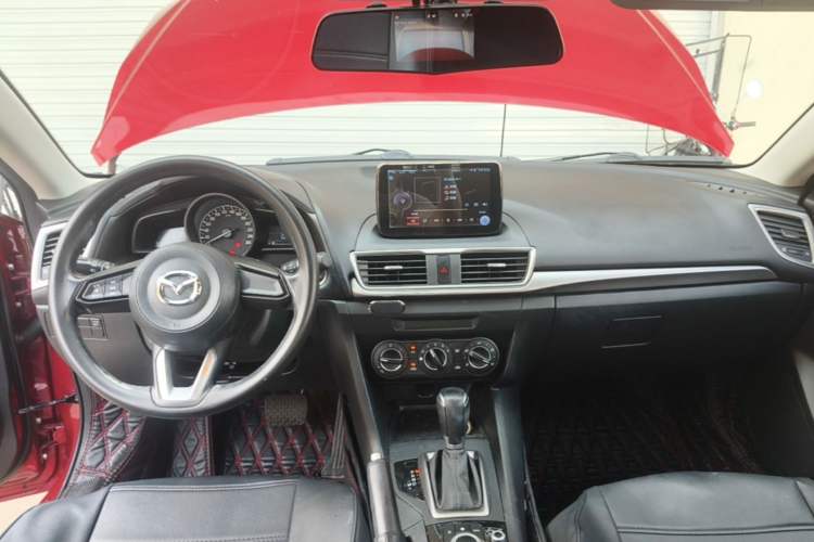 Used Mazda 3 Axela 2017 Hatchback 1.5L Automatic Comfort Model Emission Standard China V Center Console