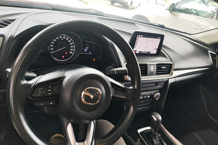 Used Mazda 3 Axela 2017 Sedan 1.5L Automatic Luxury Model Emission Standard China V Center Console
