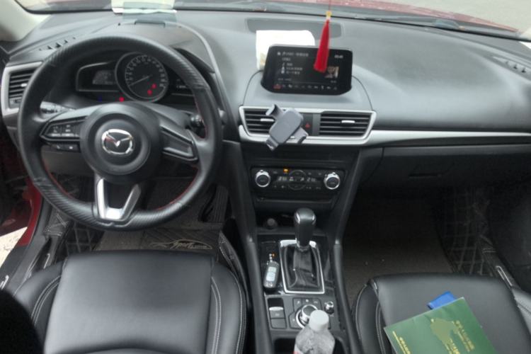Used Mazda 3 Axela 2017 Sedan 1.5L Automatic Luxury Model Emission Standard China V Center Console