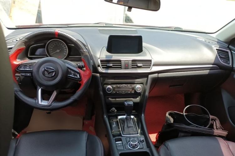 Used Mazda 3 Axela 2017 Sedan 1.5L Automatic Luxury Model Emission Standard China V Center Console