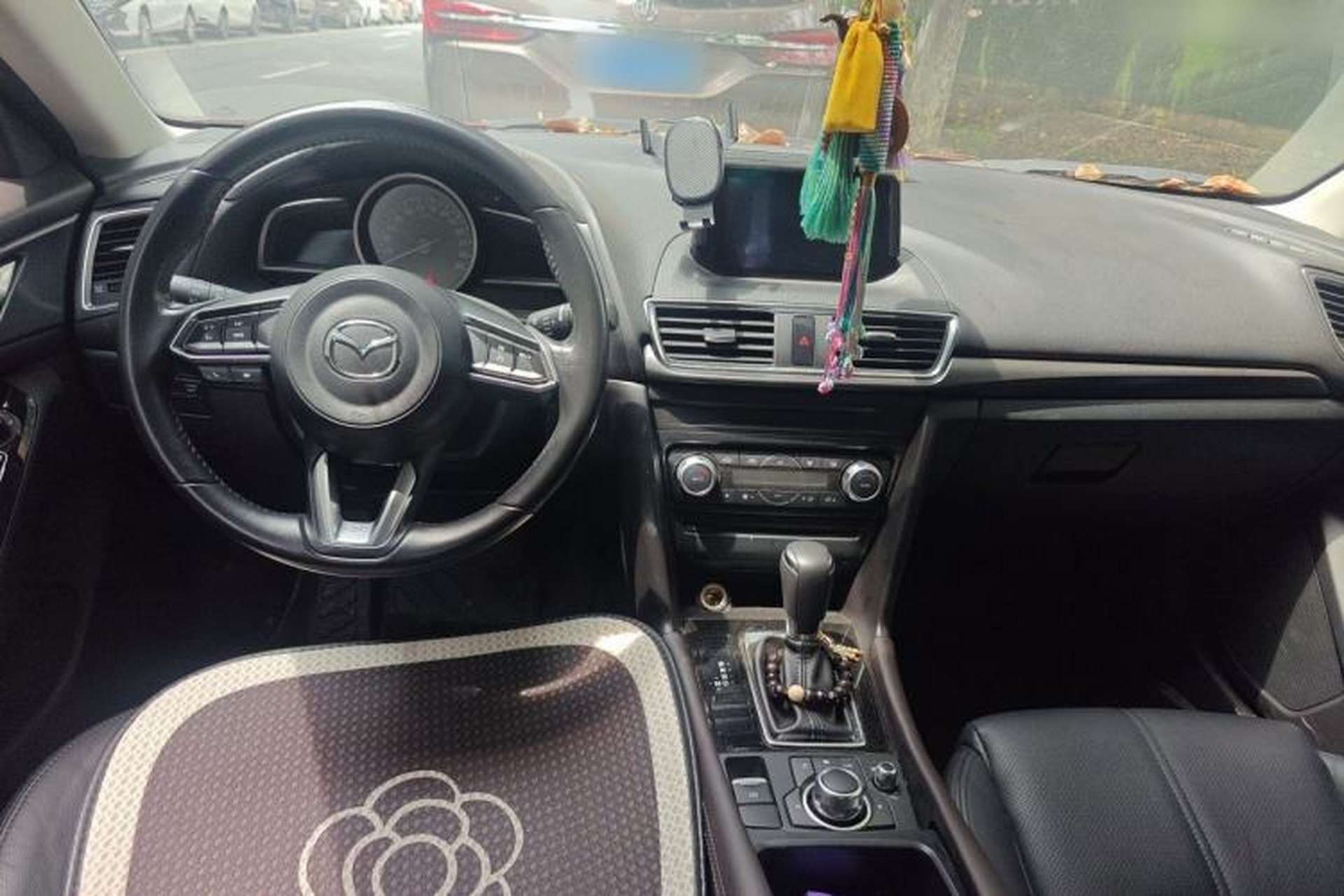 Used Mazda 3 Axela 2017 Sedan 2.0L Automatic Prestige Model China V Standard Center Console