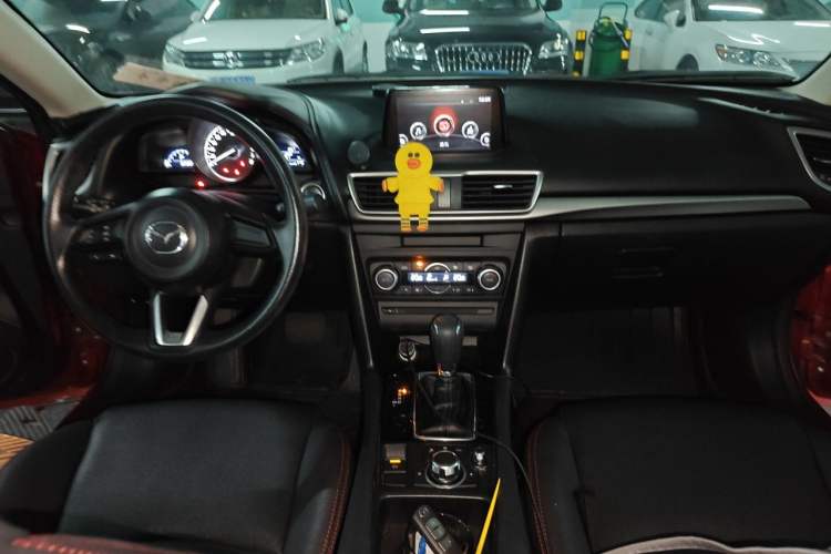 Used Mazda 3 Axela 2017 Sedan 1.5L Automatic Luxury Model Emission Standard China V Center Console