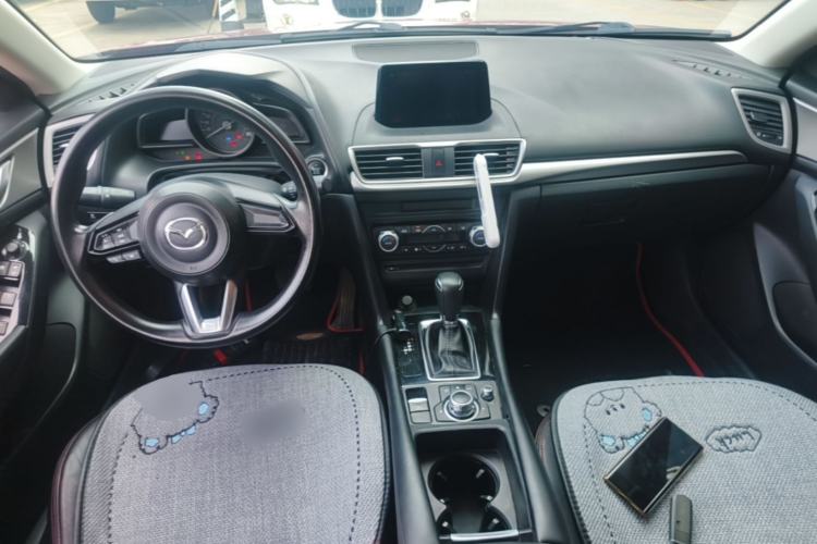Used Mazda 3 Axela 2017 Sedan 1.5L Automatic Luxury Model Emission Standard China V Center Console