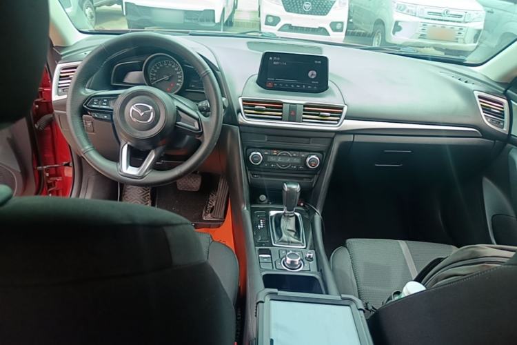 Used Mazda 3 Axela 2017 Sedan 1.5L Automatic Luxury Model Emission Standard China V Center Console
