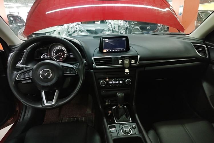 Used Mazda 3 Axela 2017 Sedan 2.0L Automatic Prestige Model China V Standard Center Console