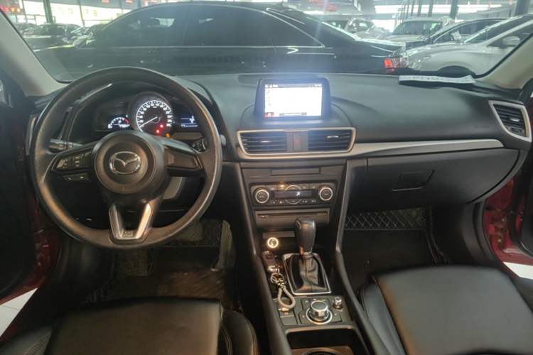 Used Mazda 3 Axela 2017 Hatchback 1.5L Automatic Luxury Model Emission Standard China V Center Console