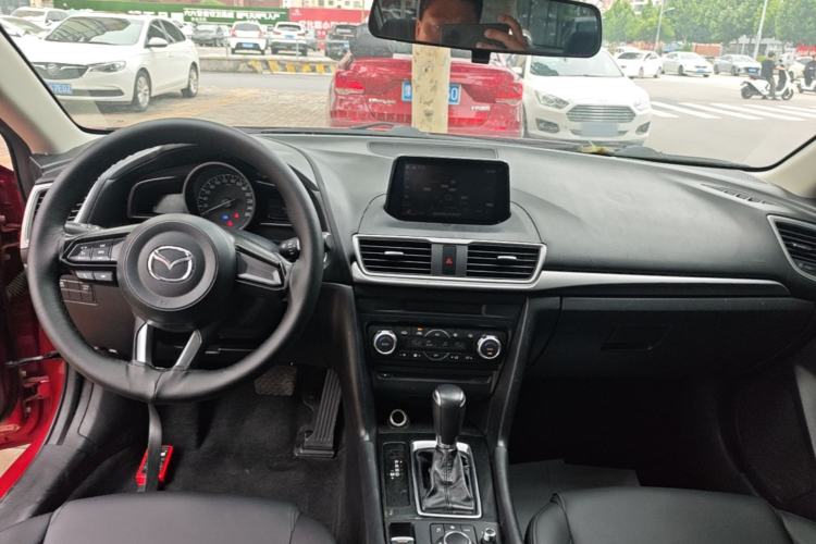 Used Mazda 3 Axela 2017 Sedan 1.5L Automatic Luxury Model Emission Standard China V Center Console