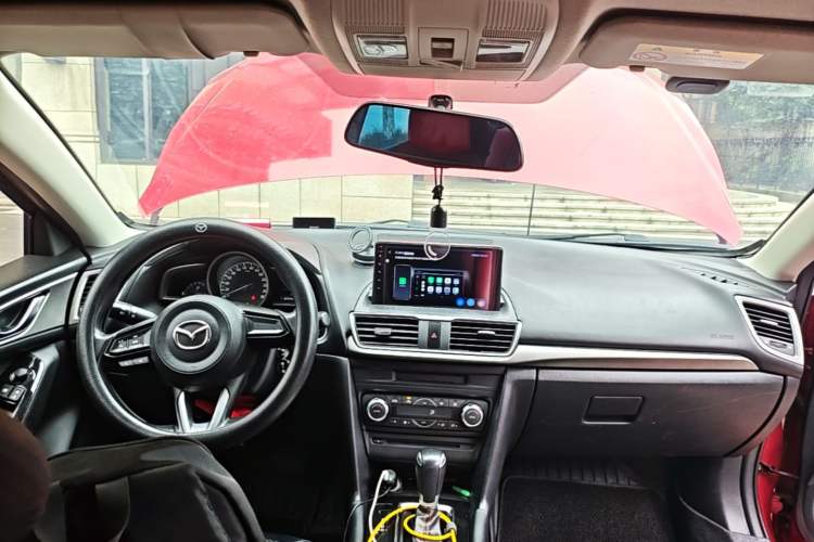Used Mazda 3 Axela 2017 Sedan 1.5L Automatic Luxury Model Emission Standard China V Center Console