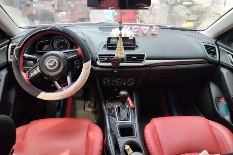 Used Mazda 3 Axela 2017 Sedan 1.5L Automatic Comfort Model Emission Standard China V Center Console